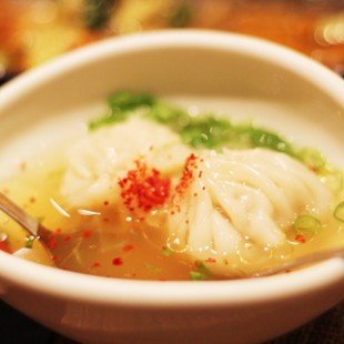 Xiao long bao in the bowl.